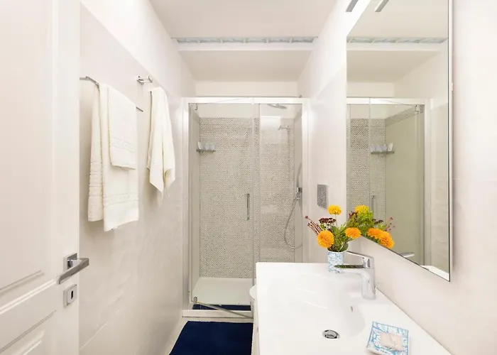 Yourhome - Royal Blue Lejlighed